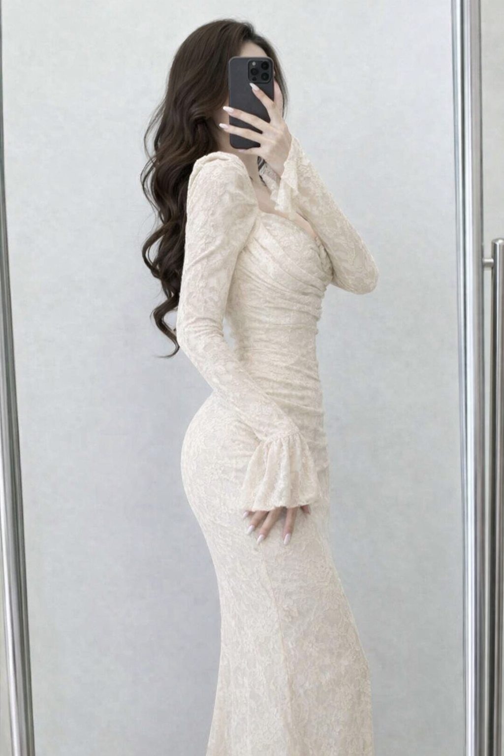 Lace Royal Bodycon Dress