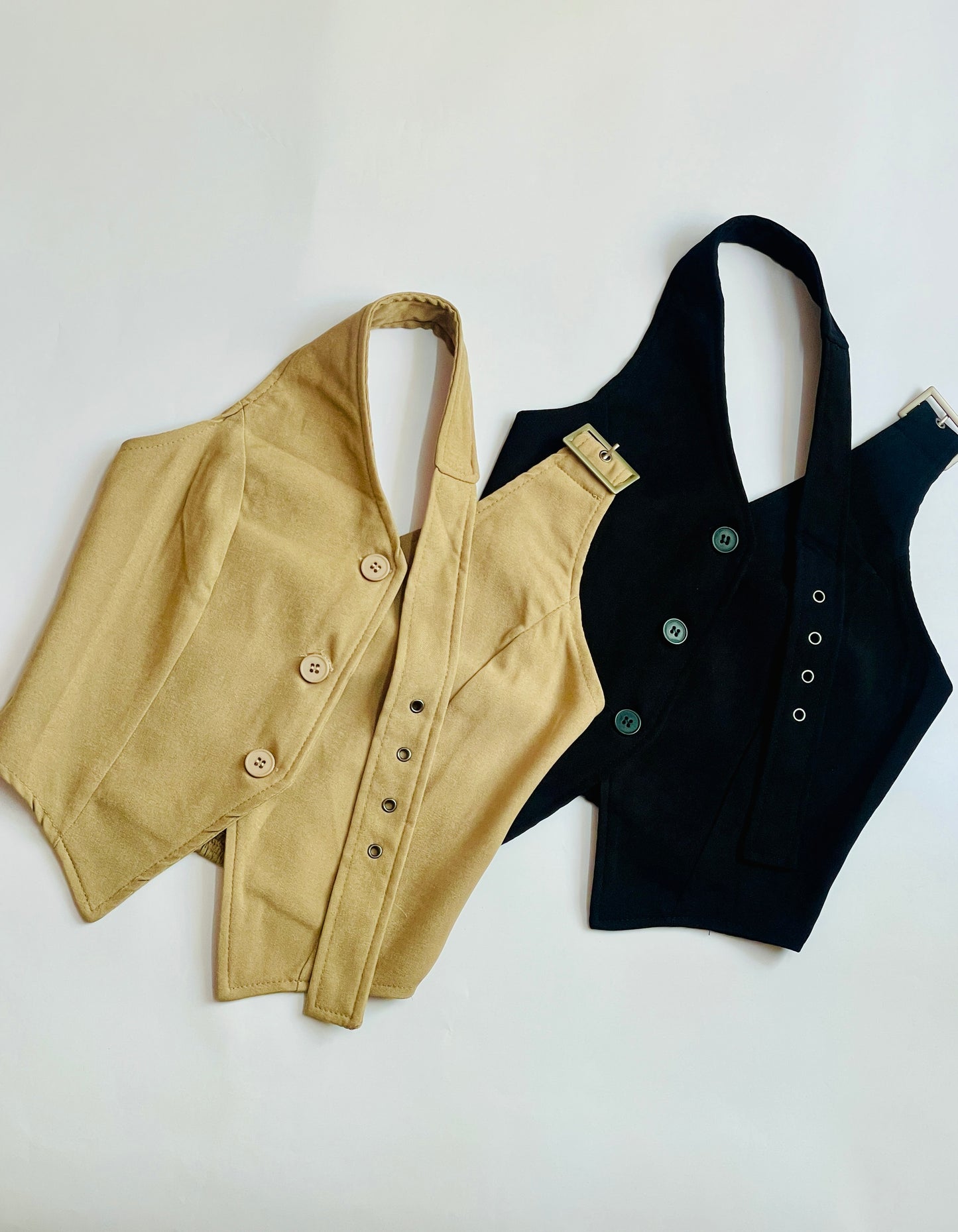 Halterneck Vest