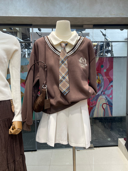 Sweatshirt With Tie
