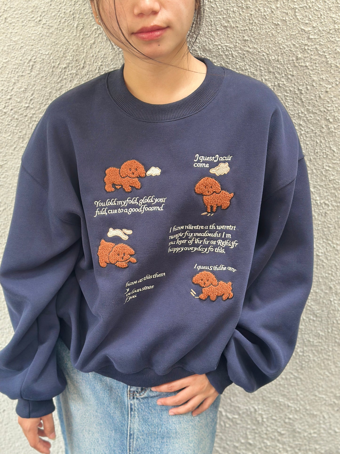 Sweatshirt